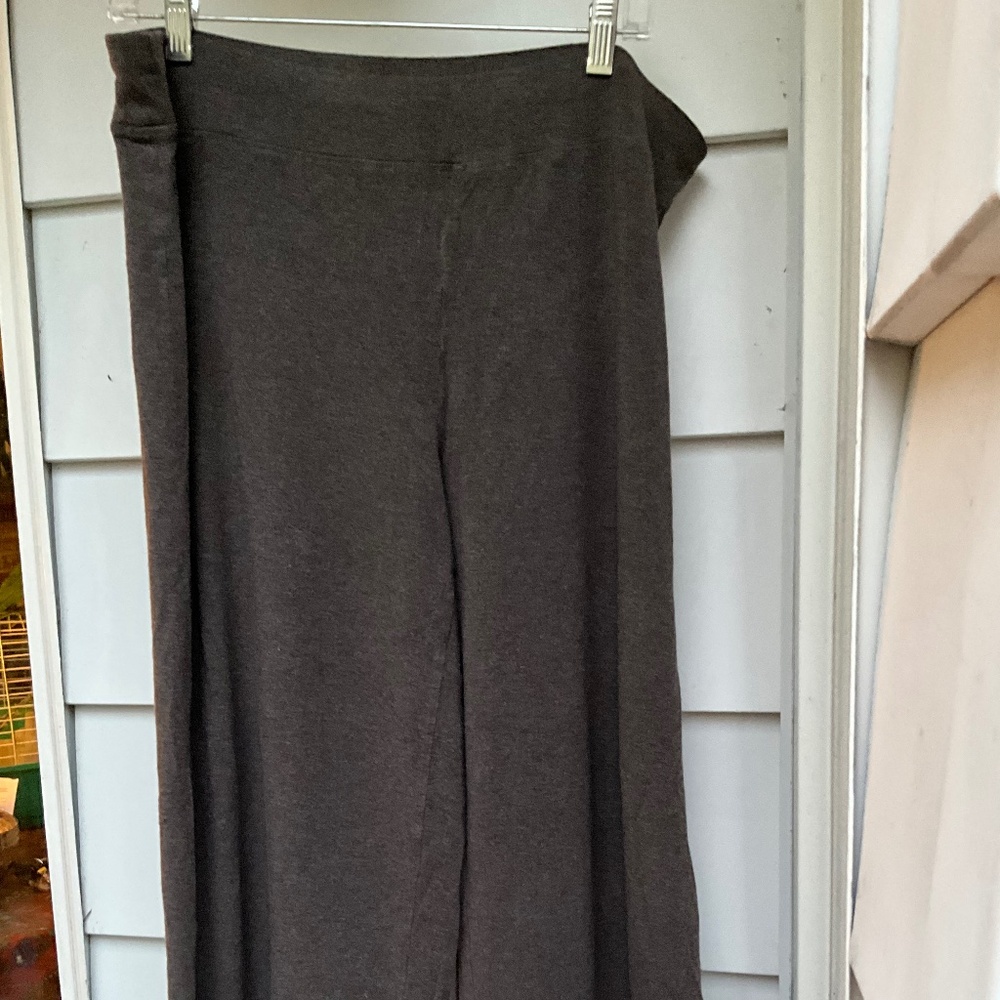 Eileen Fischer wide leg, cropped length, pull on knit pant